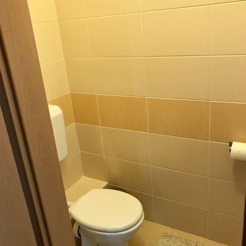 Barand Apartman Eger Exteriör bild
